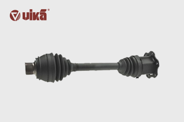 При каких условиях необходимо заменить полуось в сборе?