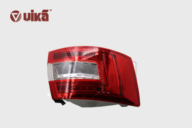 汽车尾灯龟裂原因有哪些？